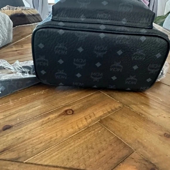 MCM Monogrammed Black Backpack Stark Studded, Brand New Size Large - Picture 6 of 7